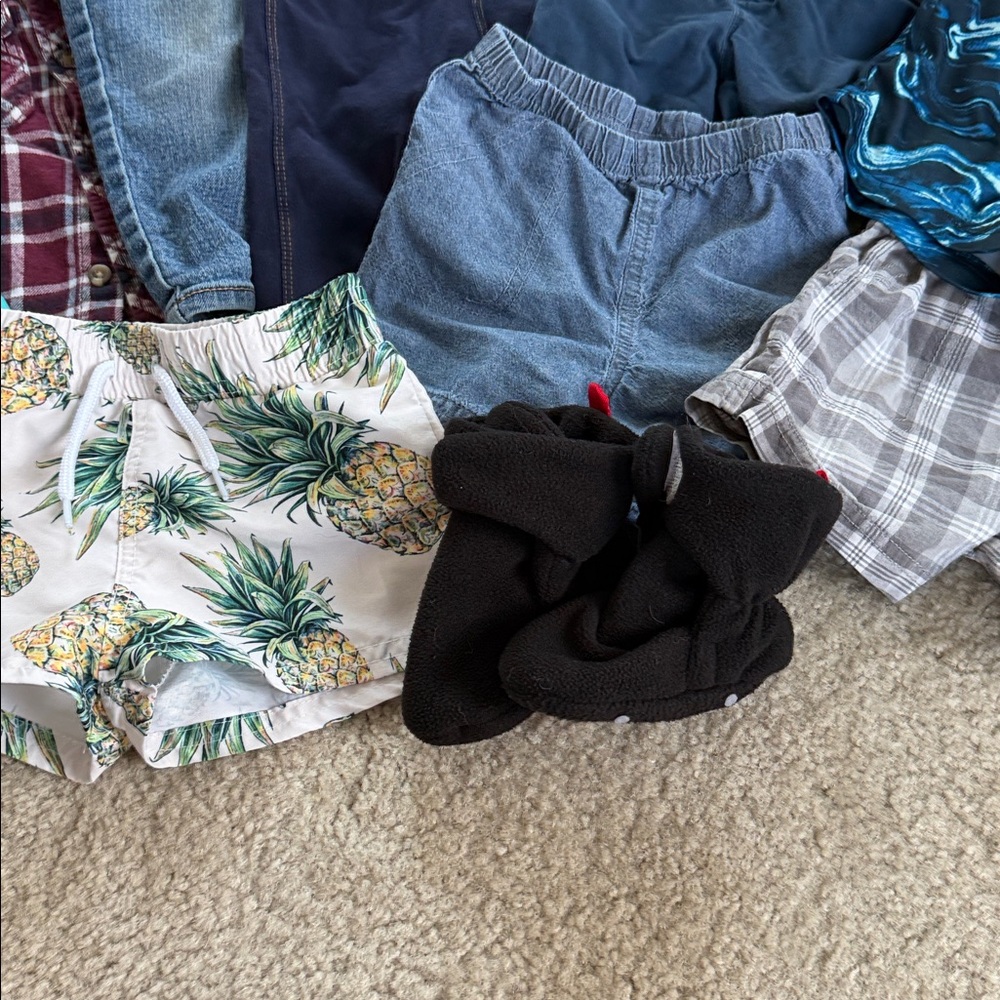 Bundle of 18-24 months infant clothing - Picture 10 of 10